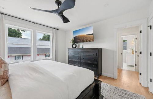 NEW! Heritage Retreat in the heart of Stillwater - Foto 25