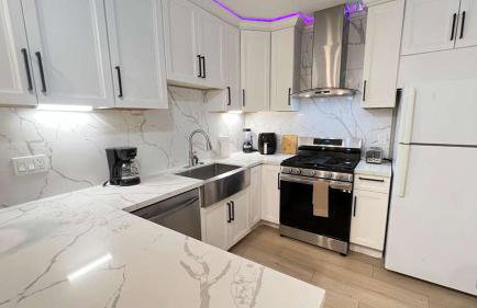 8354 Adam Unit B 1Bed 1Bath by SD Stay - Foto 8