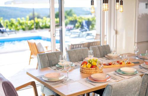 Villa Roza s privatnim grijanim bazenom i jacuzzijem - Foto 8