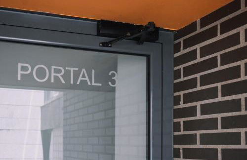 Piscina y garaje cerca del centro by CABANA Rentals - Foto 8