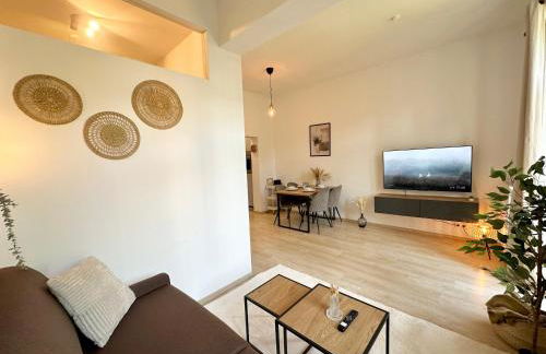 LIVA Stays Schwerin Zentrum - 4 Ferienwohnungen mit Küche und WLAN - Nähe Hauptbahnhof - Ideal für Familien & Monteure - Foto 9