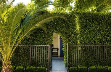 Hollywood house with parking - walk to attractions - Foto 13