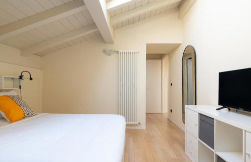 BolognaCentro 9 People Loft Private Lift and Terrace - Foto 53