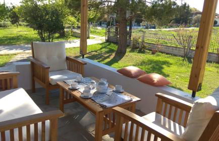 Entire villa with big garden and BBQ amenities - Foto 18