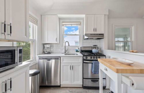 Margate Bungalow by the Beach Entire Home - Foto 71