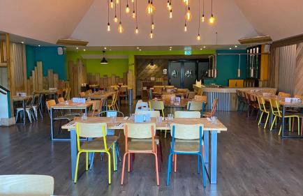 Spacious Oak Cabin with Hot Tub - Devon - Foto 65