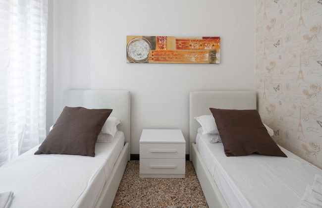 San Polo Canal View Apartments - Photo 30