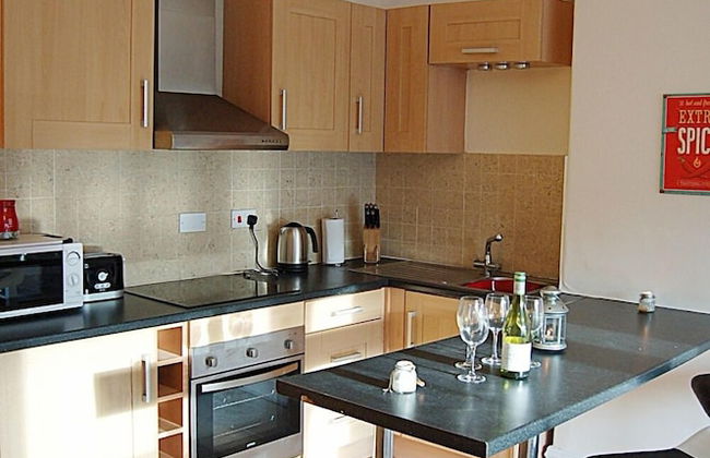 CLOCK TOWER APARTMENTS - Photo 20