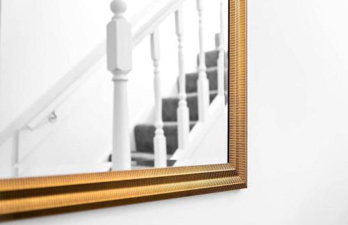 Marcot House Modern 5 bedroom house Solihull 10 mins drive from bhx & nec private off road parking - Foto 16