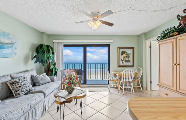 Sweet Sunrise Oceanfront Condo w Pool Hot Tub - Foto 5