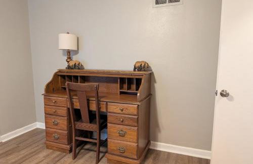 Hot Tub Hideaway by Timber Oaks Vacation Rentals - Photo 19