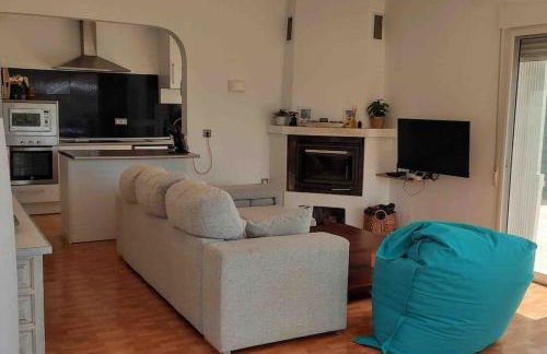 Espectacular villa junto a la playa, piscina privada y vistas al mar - Foto 28