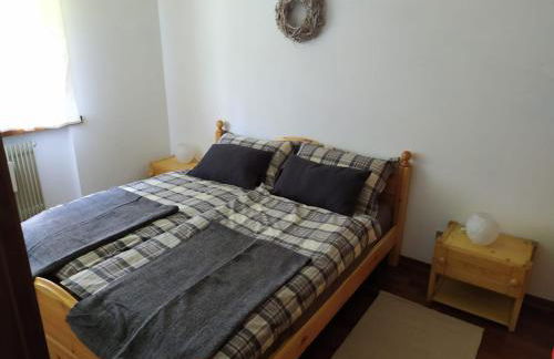 Plodn House - Photo 15