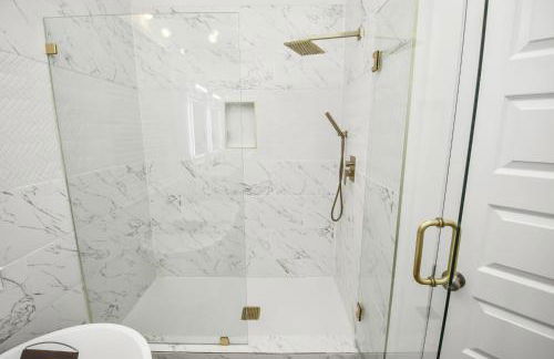 Mount Melanin Spacious 4BD Home Sleeps 17 - Near NRG Stadium - Foto 48