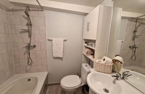 Gabriella House - Photo 40