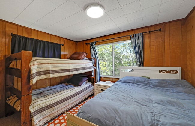 The Banks - Rustic and Waterfront, Secluded and Special, by RedAwning - Foto 6