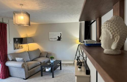 City Stay with Jacuzzi Gym Free Parking 2 Spaces - Photo 11