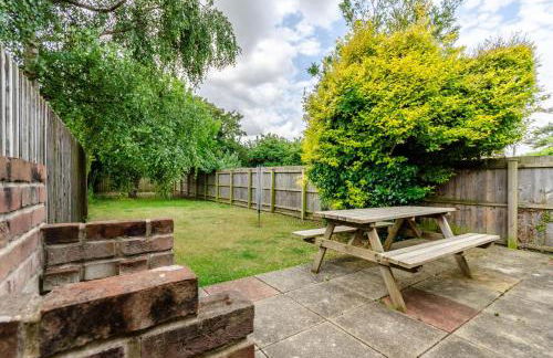 2 Bed in Weybourne oc-2372 - Photo 11