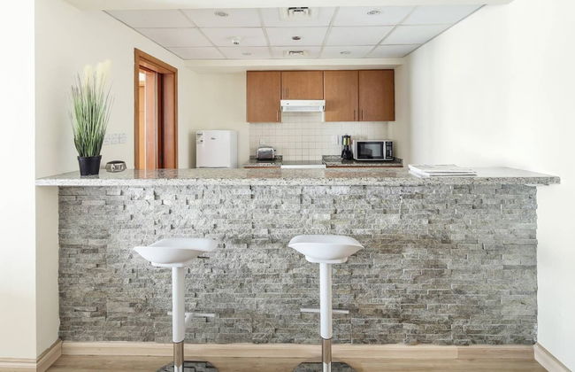 Spacious 1BR in Beautiful Greens! Sleeps 6 - Photo 8