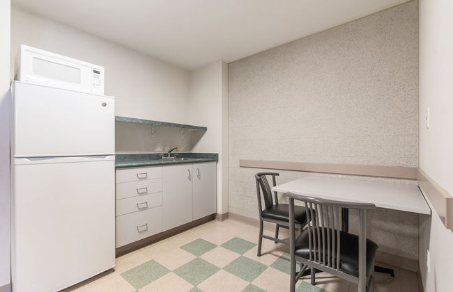 Residence & Conference Centre - Hamilton - Photo 6