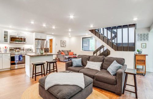 Sawyer Retreat with Fire Pit Less Than 2 Mi to Beaches! - Foto 6