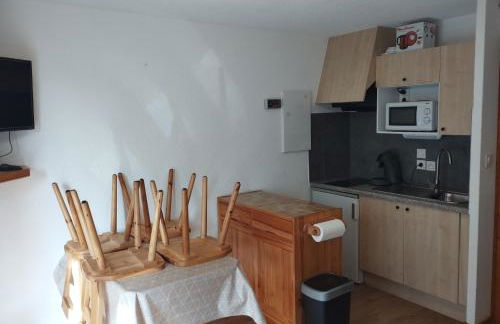 Charmant studio vu sur la montagne - Foto 4