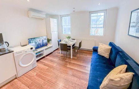 Promo Rate - 2BDR flat with AC in Embankment near Charing Cross, Trafalgar Square, London Eye, Big Ben - Photo 2