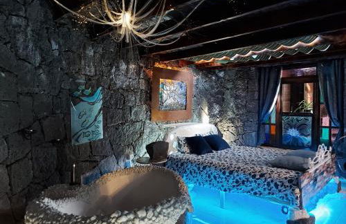 ALOELUX VILLA ! - Private Villa with Jacuzzi, cinema ,massage ,wonderful view, art desing villa - Photo 7