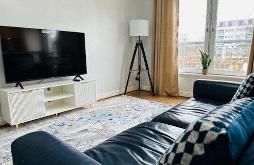 Modern Economy Glasgow Apartment with King bed - Foto 12