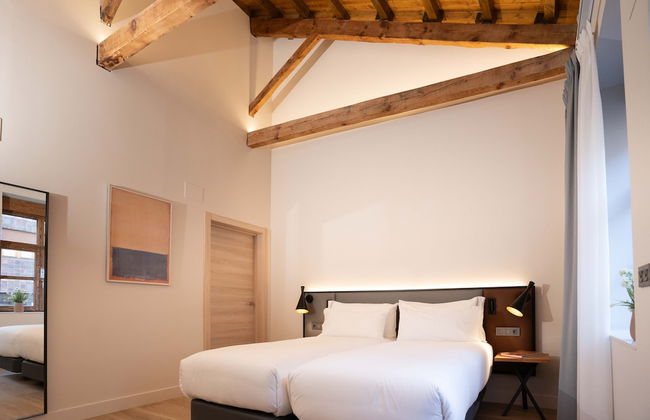 Prisma Suites - Photo 50