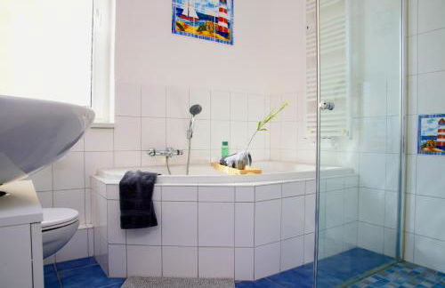 Garten, Terrasse, 93 m2, 5 Min bis zur Warnow - Foto 12