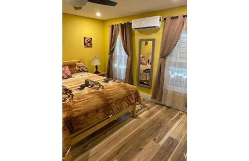 Stockyards-Walk 1 Block to StockYards-Cowboy Cabin - Photo 5