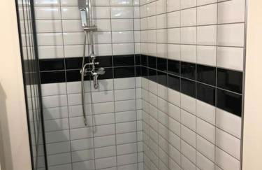 Chez Sophie et Gege. Maison de ville, deux chambres, de plain-pied - Foto 14