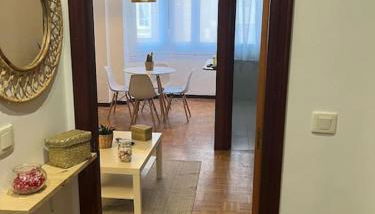 Acogedor y soleado apartamento recién amueblado en Gijón - Foto 2