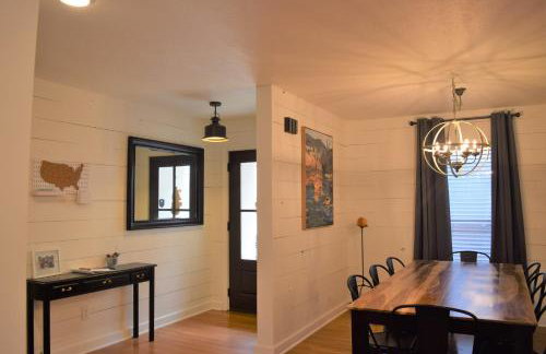 Gathering Place Big, with Dock, Fiber, and Tankless WH - Foto 5