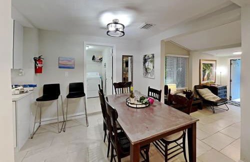 Artful Home Near Design District - Foto 18