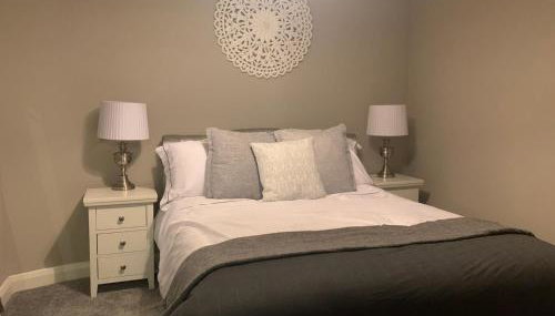 Comfortable 3-BR Home Great Location in Ashby - Foto 2