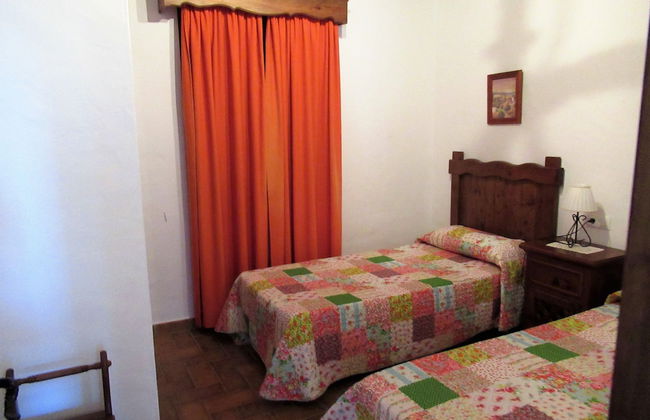 Chalet Huerta 1 con piscina y paddle - Photo 4