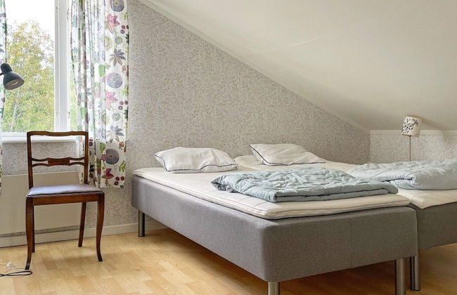 8 Person Holiday Home in Valdemarsvik - Foto 2