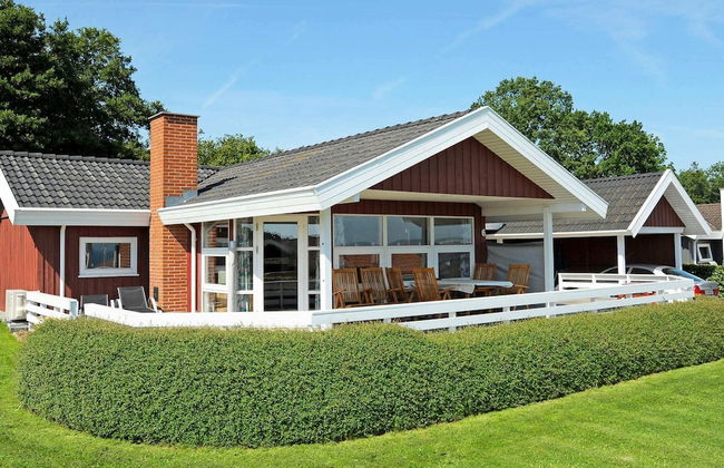 8 Person Holiday Home in Sjolund-by Traum - Foto 1