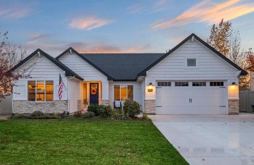 Relaxing Sauna Retreat Fire Pit and Swing Set - Foto 55