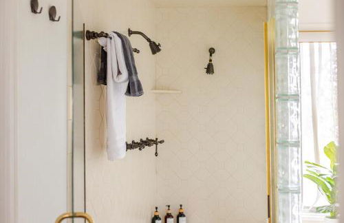 NEW Luxury Country Club Hot tub Gym Pool House Outdoor Kitchen EVENTS - Foto 17