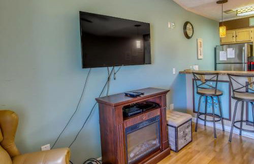 Little River Condo with Community Pool and Hot Tub! - Foto 6