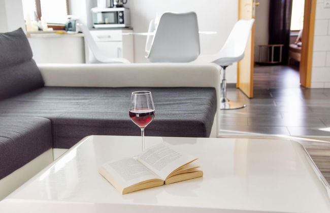 Apartment Near Lagoon and Lake Views - Foto 11