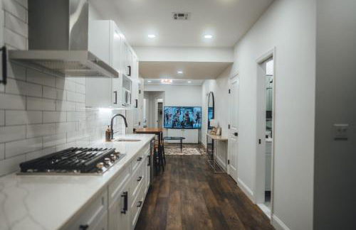 Beach Retreat 4900 Sqft, F1 VR Sim, Up to 21 guests - Foto 41