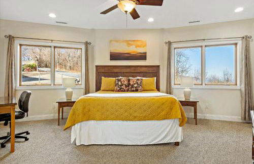 Skytop Chalet Pet Friendly, Hot Tub and Views - Foto 68