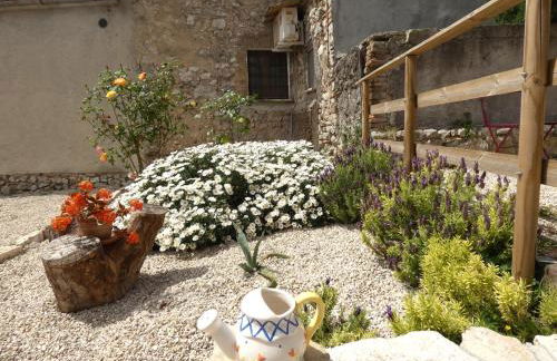 SCAPPO IN UMBRIA, Vicoletto - Foto 21