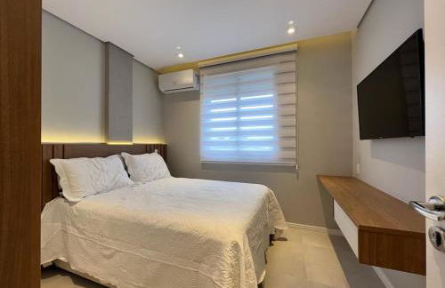 Lindo Apto Mobiliado próximo a praia em Santos - Foto 1