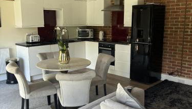 1 Bed Flat - Sleeps 2 - Pets - Parking - Wifi - Foto 4