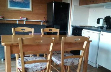 Chamrousse 1700 - Les Domaines de LArselle - Silènes C32 - Classé 3 étoiles- Vue sur les montagnes - - Foto 5